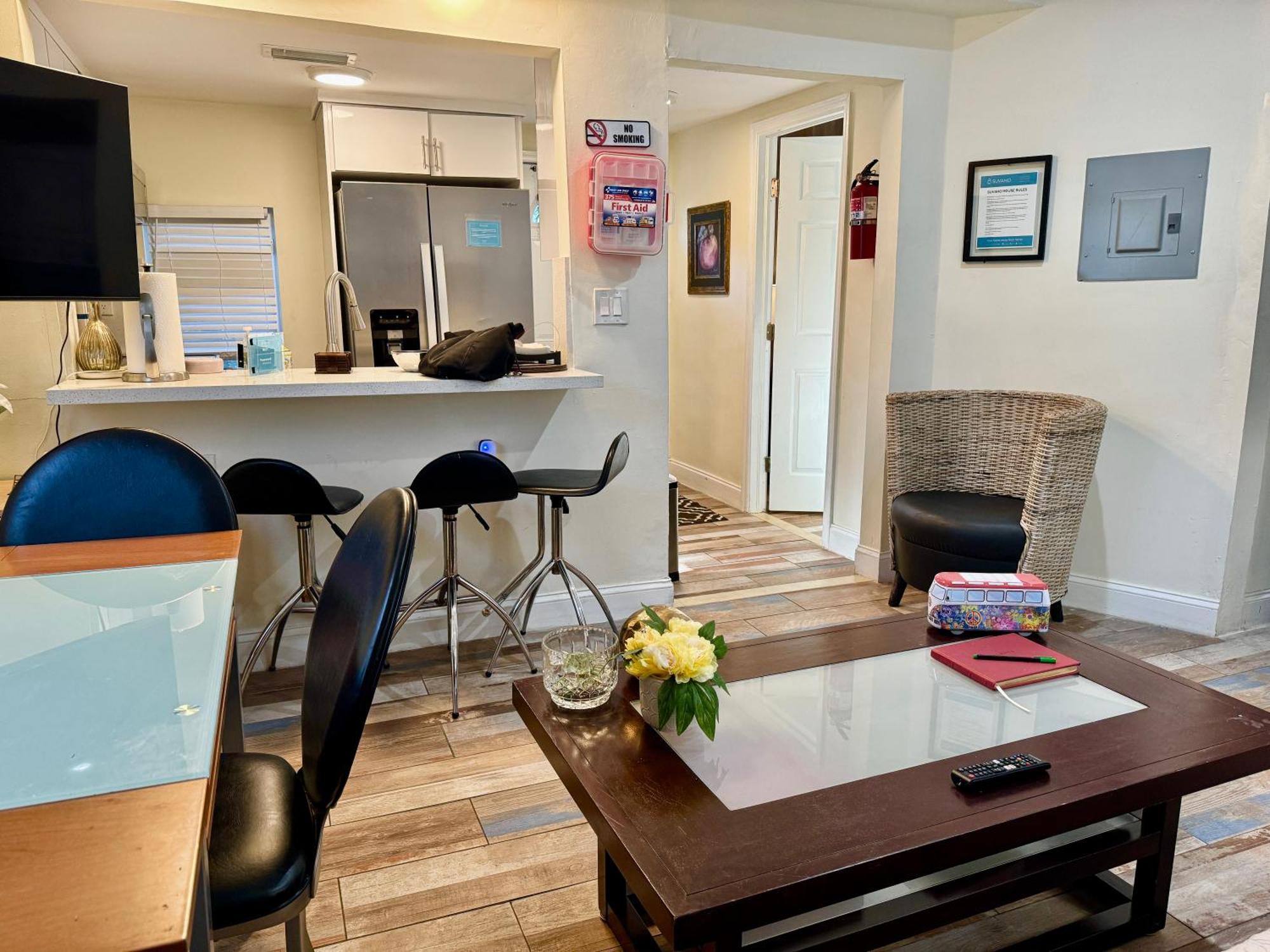 Private Rooms At Miami Centrally Located With Free Parking Zewnętrze zdjęcie