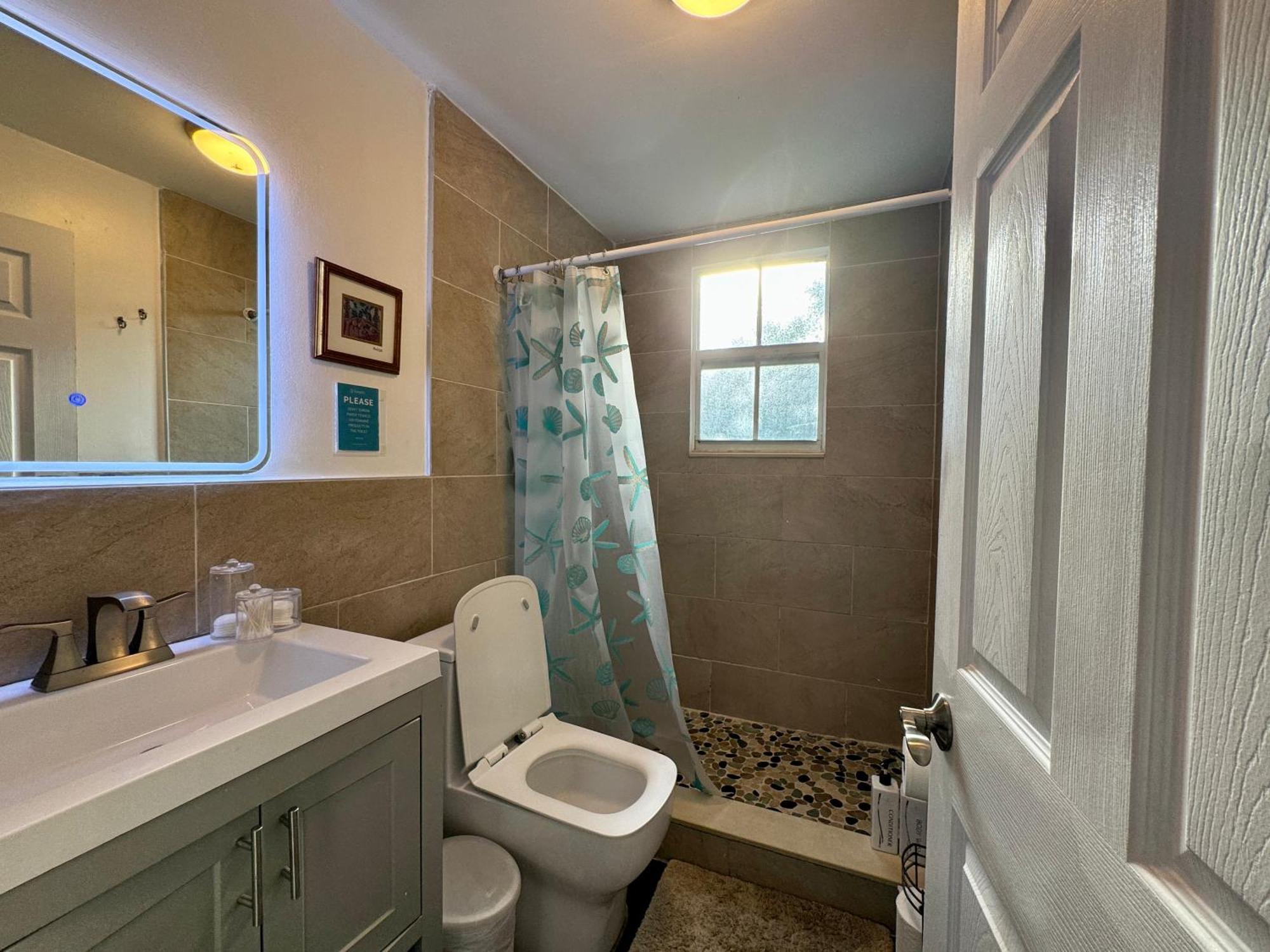 Private Rooms At Miami Centrally Located With Free Parking Zewnętrze zdjęcie